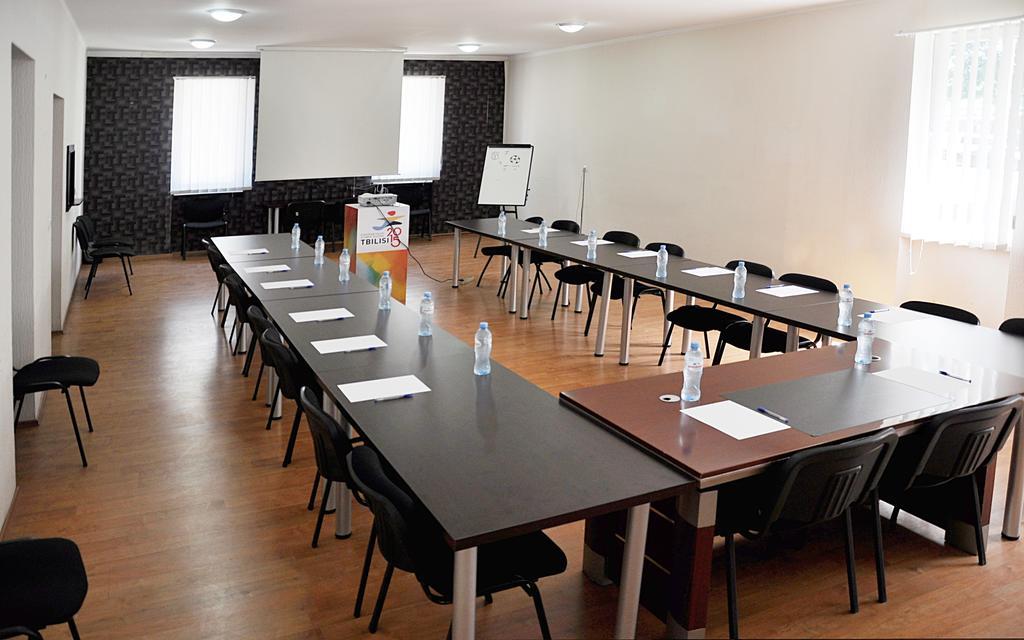 Athletics Hotel Tbilisi Bagian luar foto