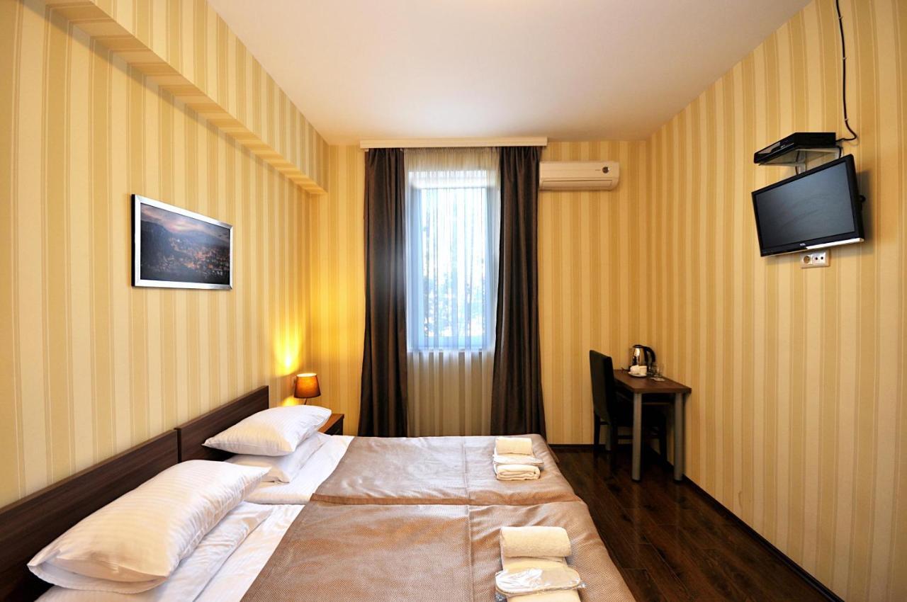 Athletics Hotel Tbilisi Bagian luar foto