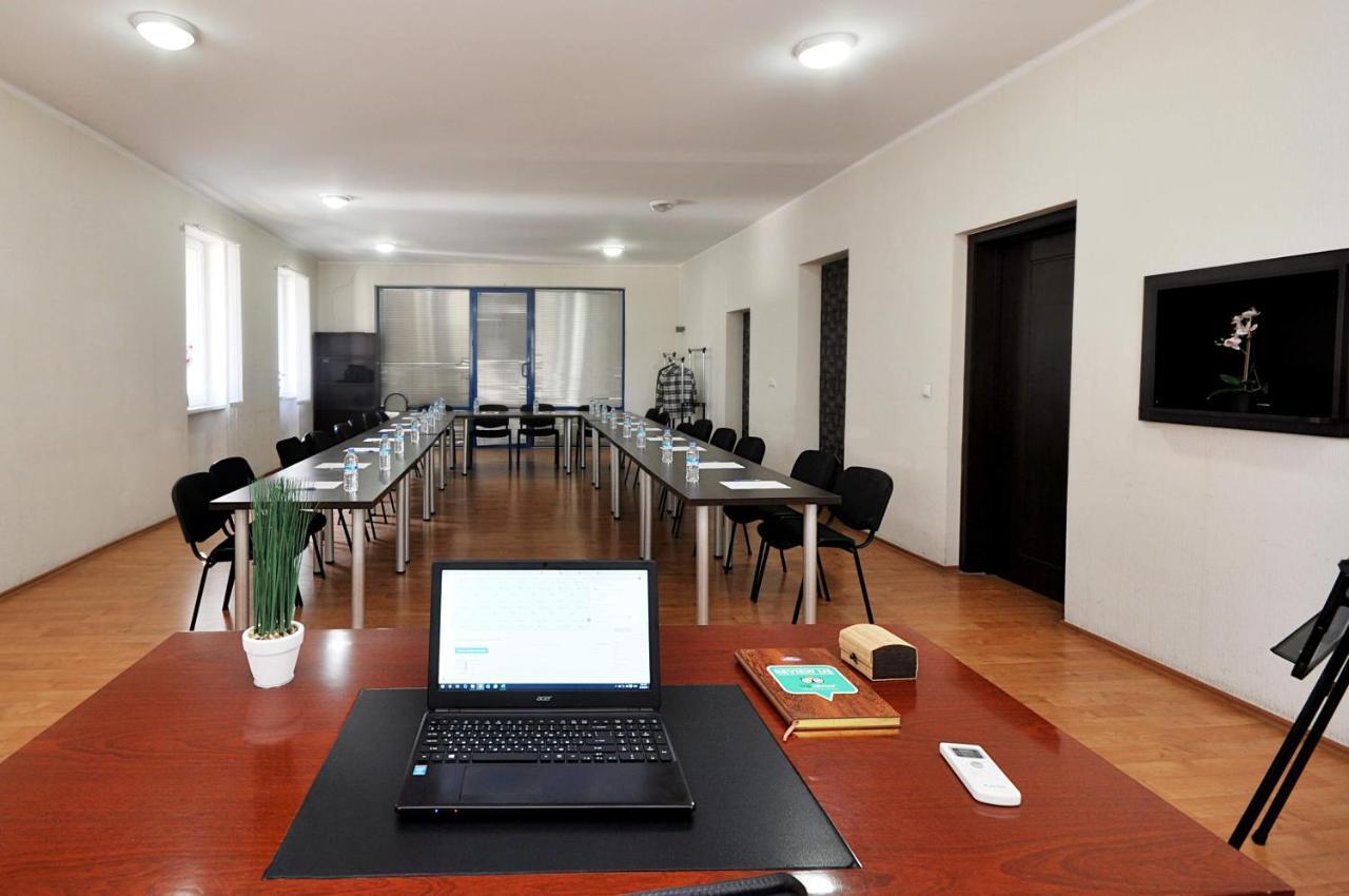 Athletics Hotel Tbilisi Bagian luar foto